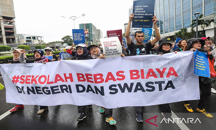sekolahgratis.jpg
